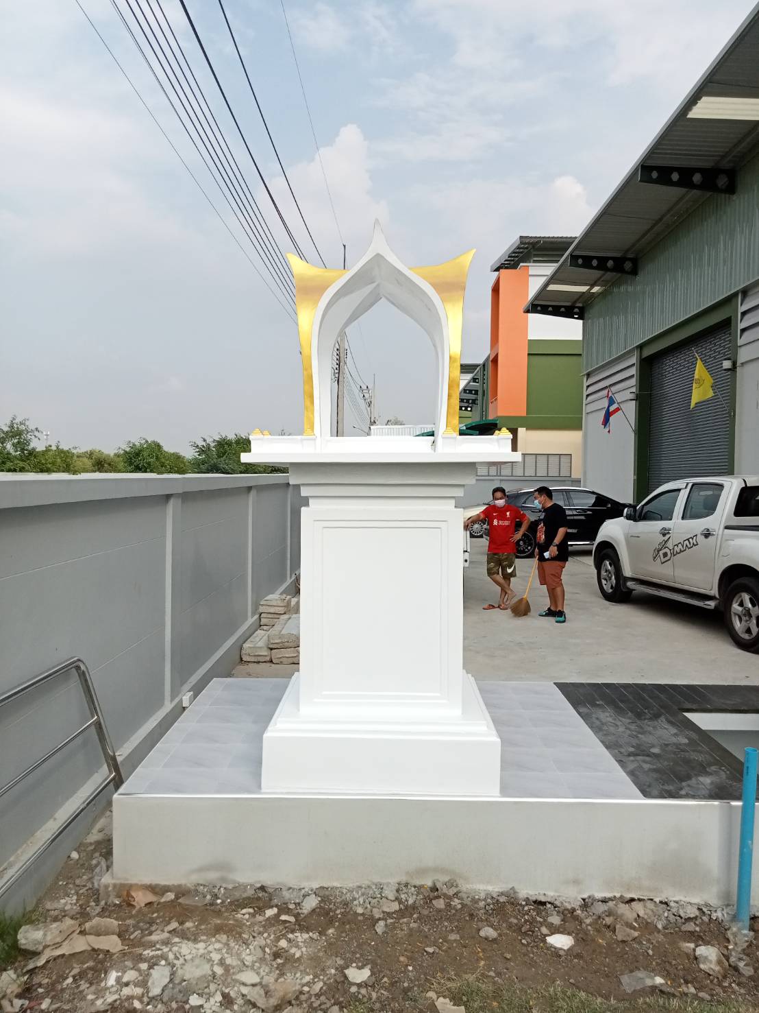 ศาลพระพรหมโมเดิร์น